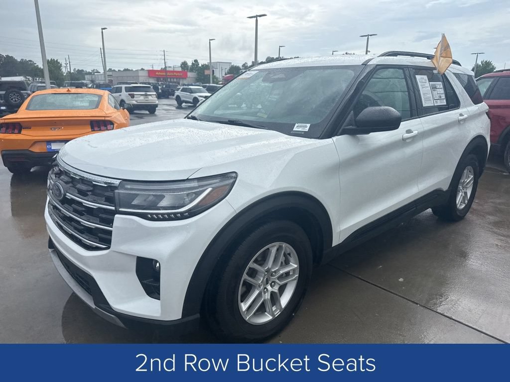 Used 2026 Ford Explorer Active w/ Active Comfort Package RWD video 3