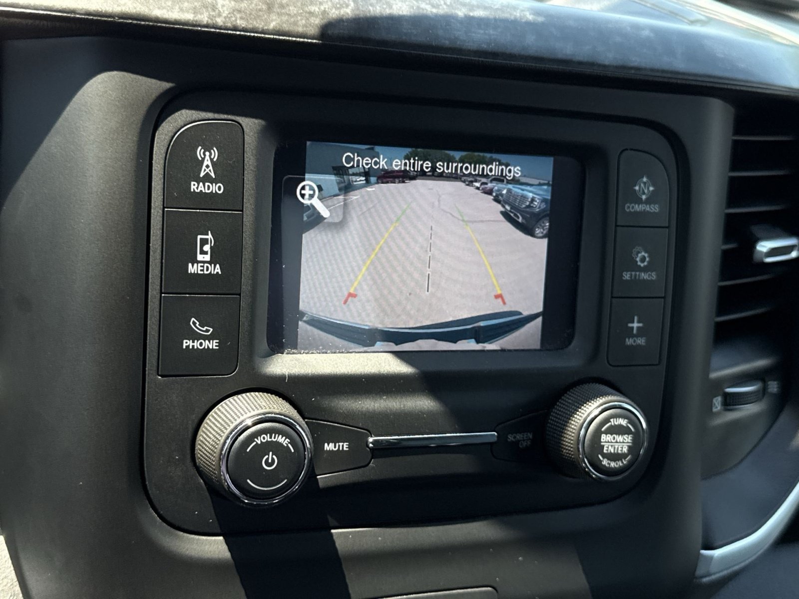 Used 2022 RAM 1500 Big Horn AWD/4WD image 19