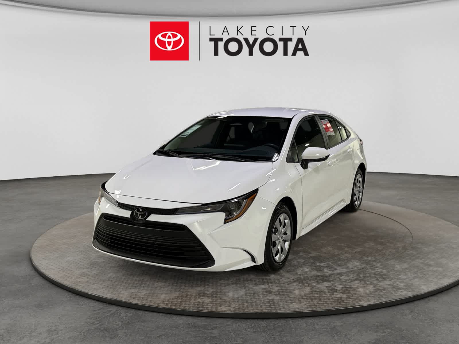 New 2026 Toyota Corolla LE FWD video 1