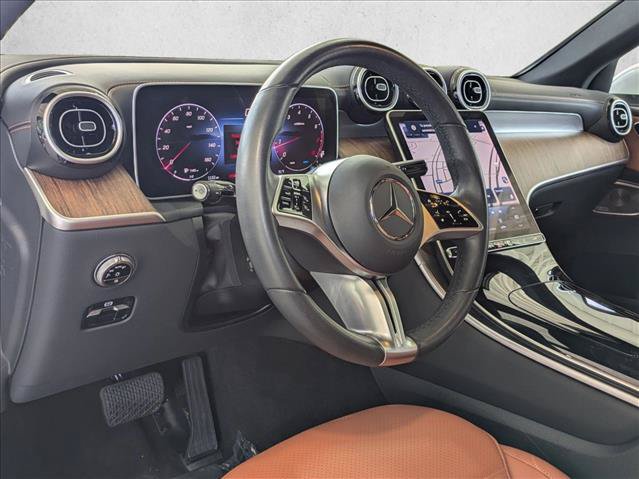 Used 2024 Mercedes-Benz GLC 300 4MATIC image 10