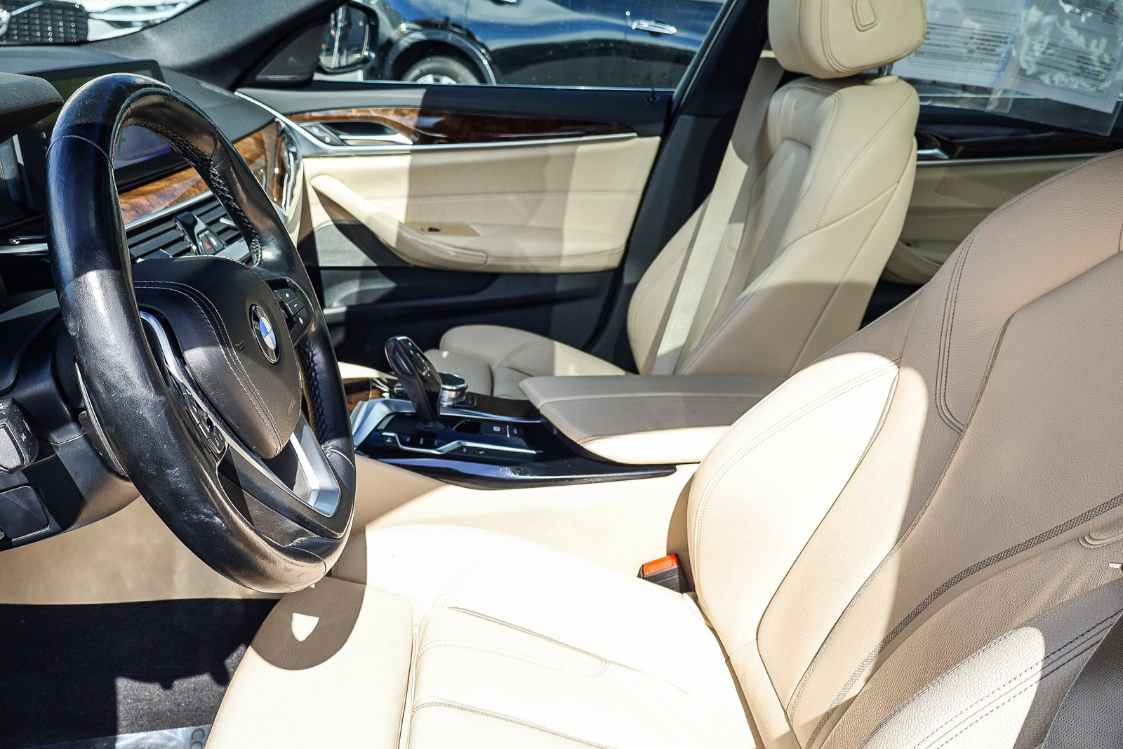Used 2018 BMW 530e image 16