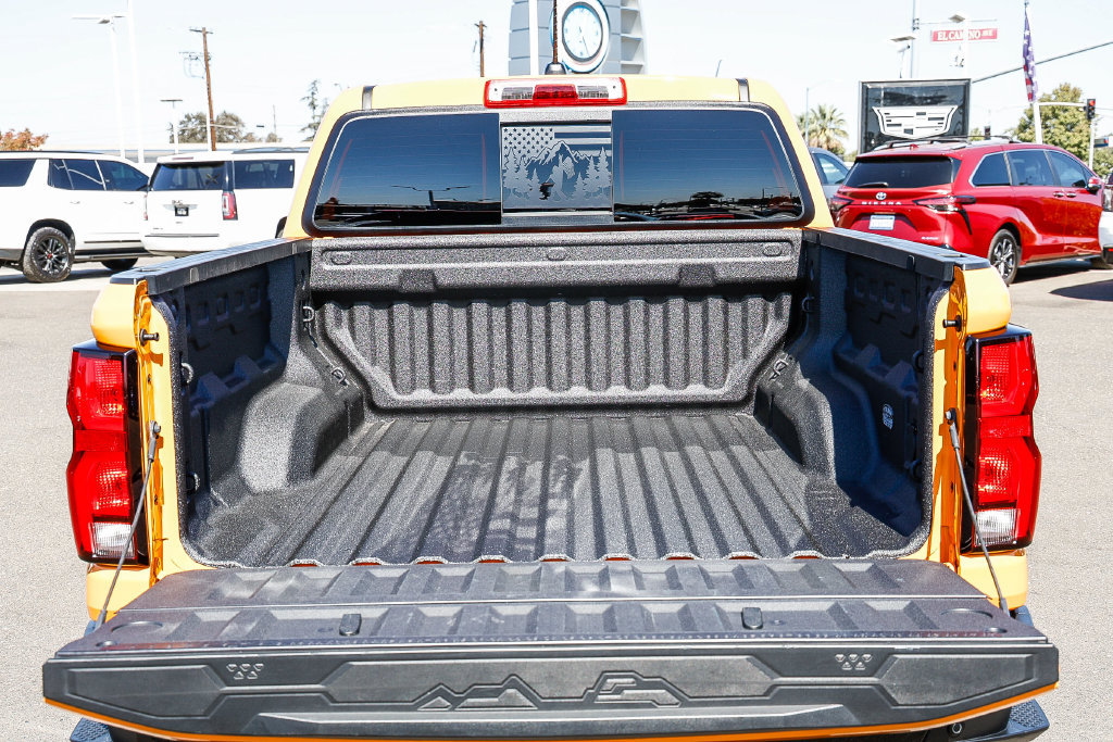 Used 2026 Chevrolet Colorado Z71 w/ Technology Package AWD/4WD image 53