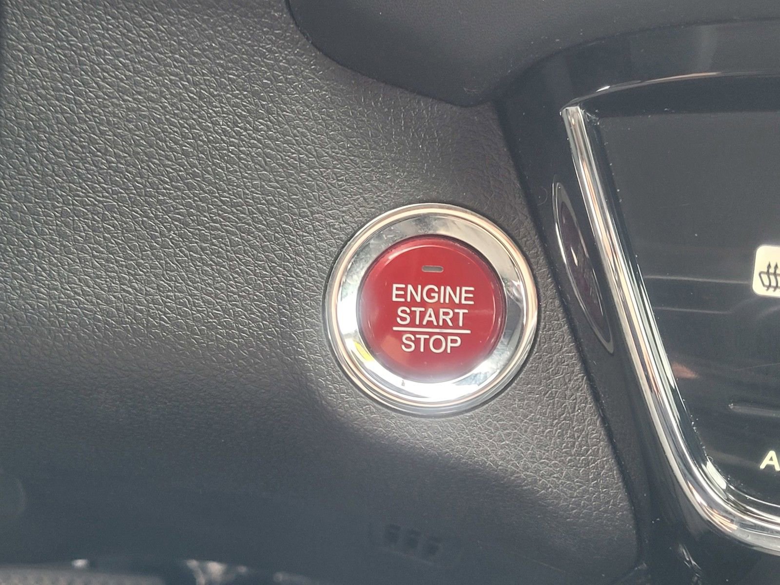 Used 2017 Honda HR-V EX image 26