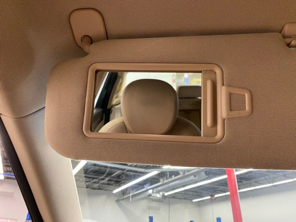 Used 2016 Hyundai Genesis 3.8 image 28