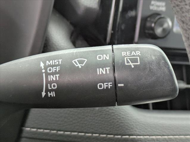 Used 2019 Toyota RAV4 LE w/ Carpet Mat Package AWD/4WD image 9