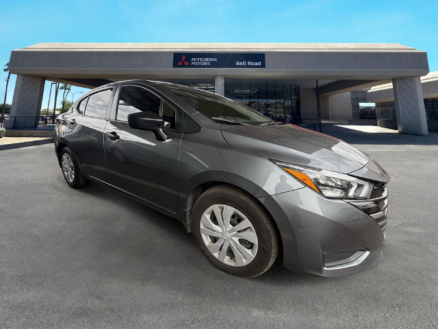 Used 2025 Nissan Versa S w/ Trunk Package FWD image 4