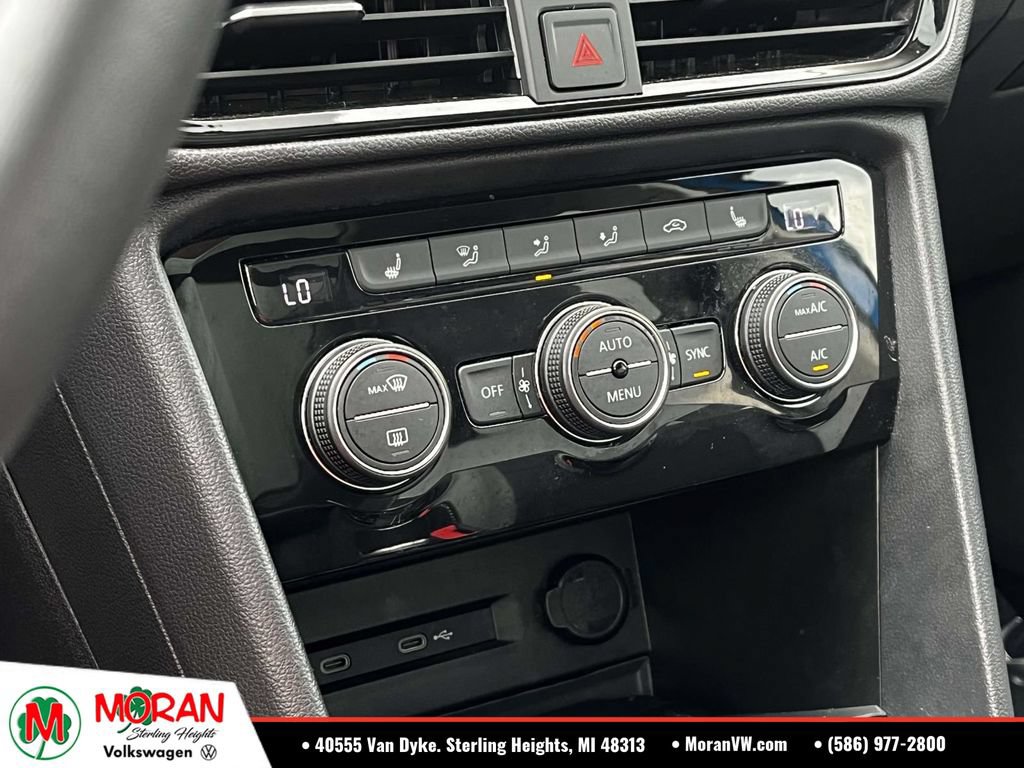 Certified 2023 Volkswagen Taos SEL AWD/4WD image 28