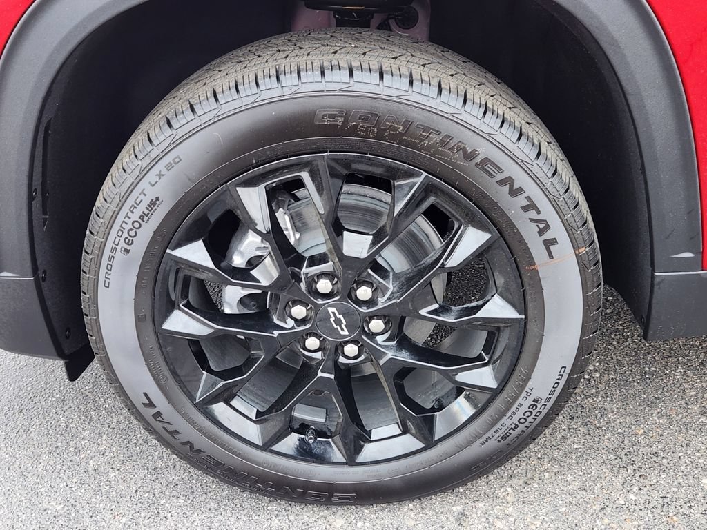 New 2026 Chevrolet Traverse LT w/ Midnight/Sport Edition AWD/4WD image 7