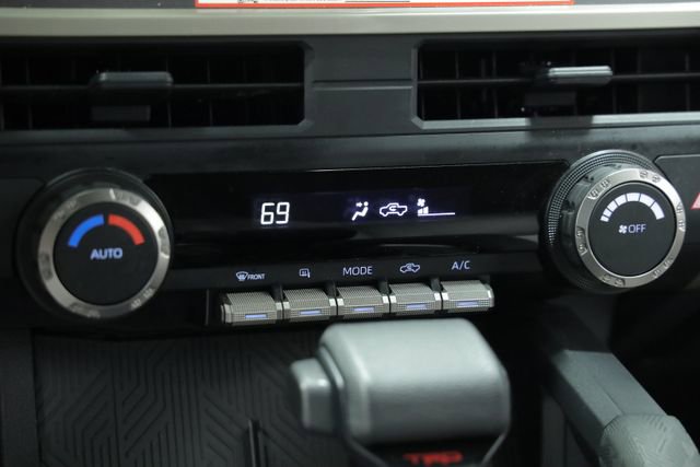 Used 2025 Toyota Tacoma TRD Off-Road AWD/4WD image 20