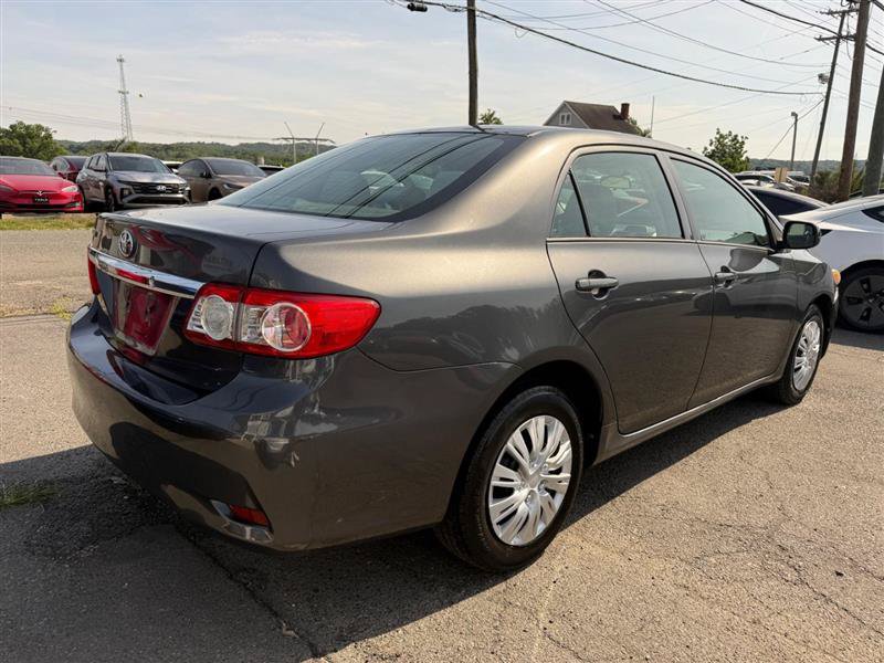 Used 2012 Toyota Corolla L w/ Preferred Accessory Pkg FWD image 5