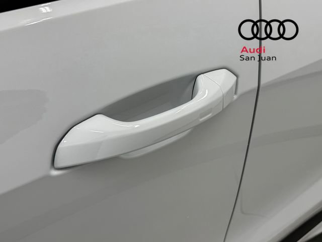 New 2025 Audi SQ5 Premium Plus image 31