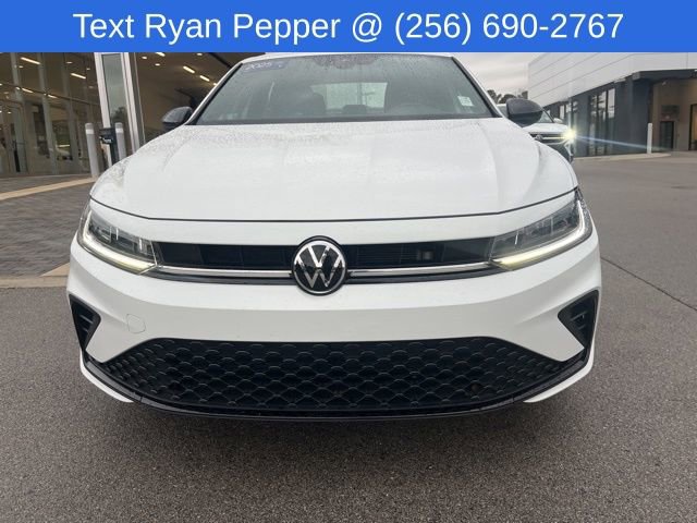 Certified 2025 Volkswagen Jetta Sport video 2