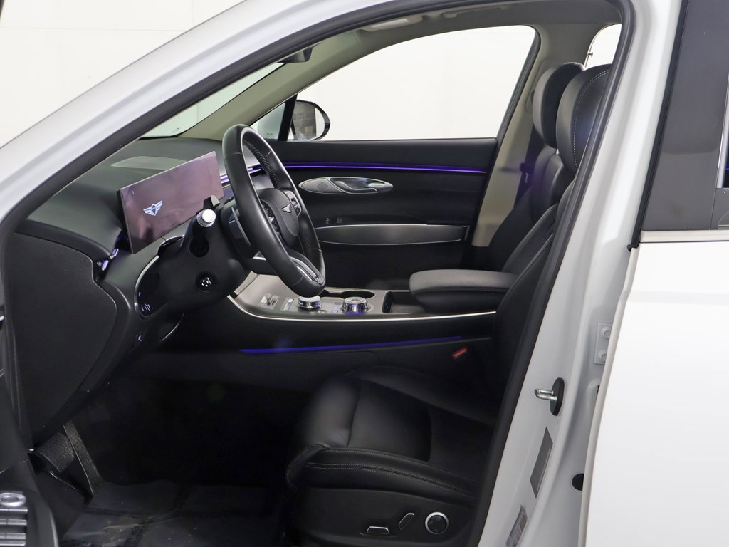 Used 2026 Genesis GV70 2.5T Select image 26