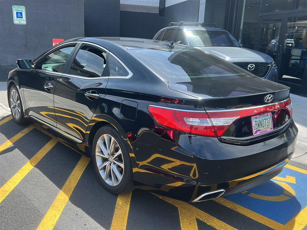 Used 2016 Hyundai Azera image 3