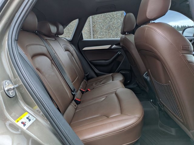 Used 2015 Audi Q3 2.0T Prestige w/ Prestige Package image 28