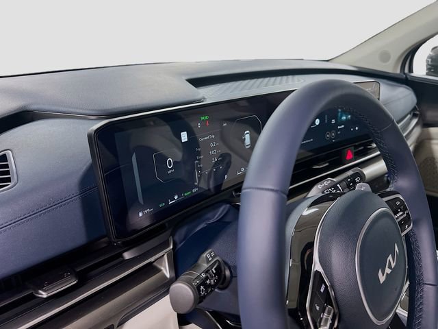 New 2026 Kia Carnival SX image 9