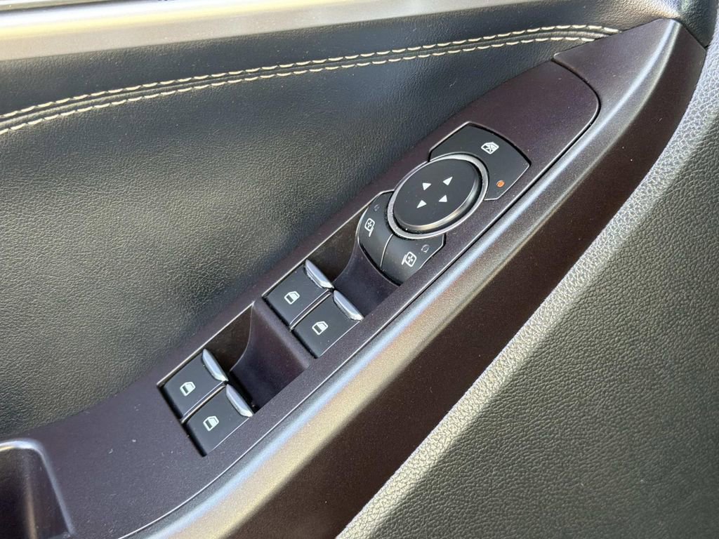 Certified 2020 Ford Explorer XLT image 19