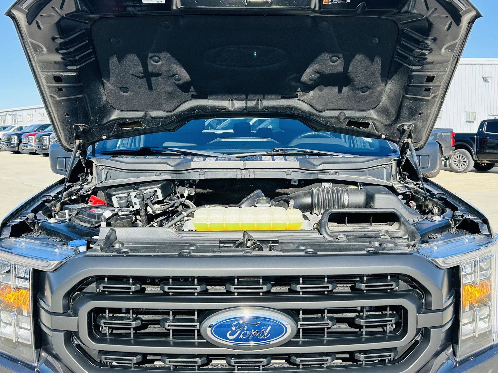 Used 2022 Ford F150 XLT w/ Equipment Group 302A High image 41