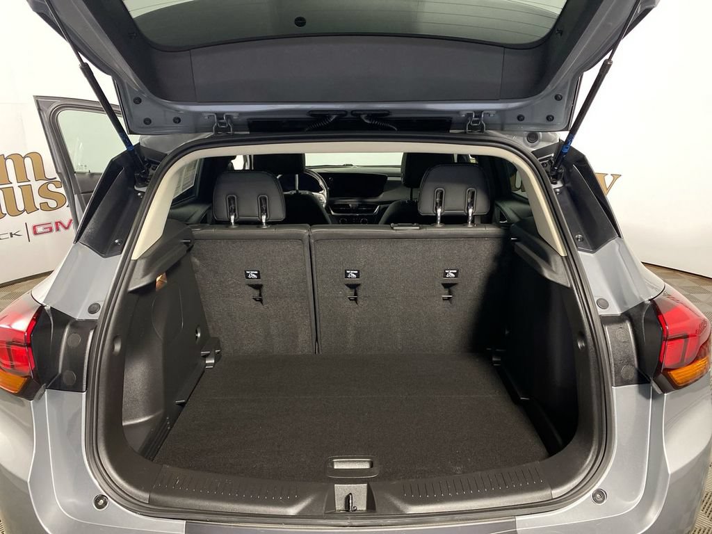 Certified 2024 Buick Encore GX Preferred FWD image 22