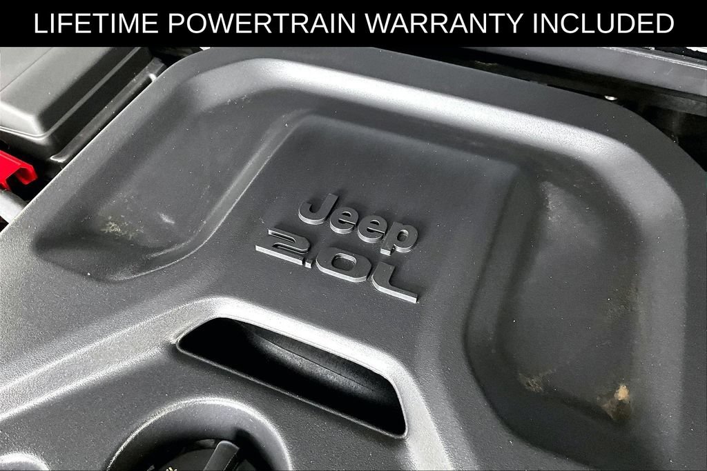 Used 2023 Jeep Wrangler Unlimited Sahara AWD/4WD image 43