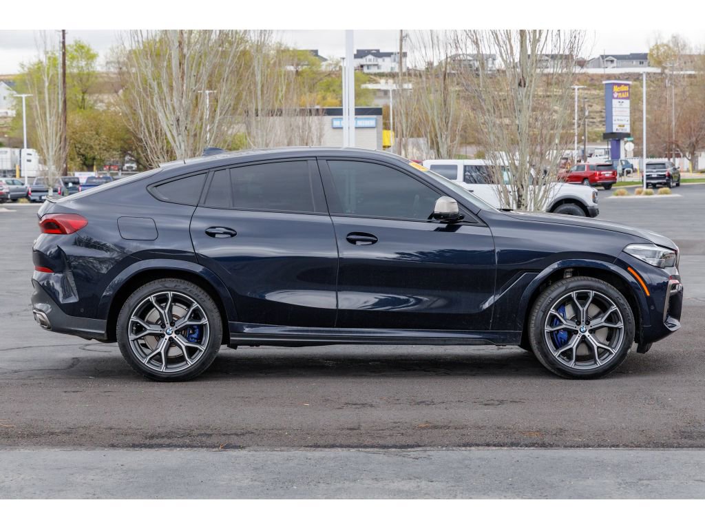Used 2023 BMW X6 M50i w/ Parking Assistance Package image 2