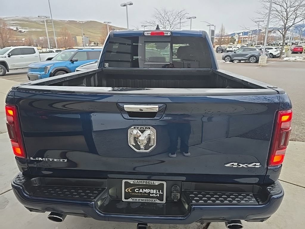 Used 2022 RAM 1500 Limited w/ Body-Colour Bumper Group image 5
