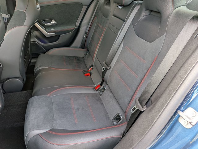 Used 2023 Mercedes-Benz CLA 250 4MATIC image 15