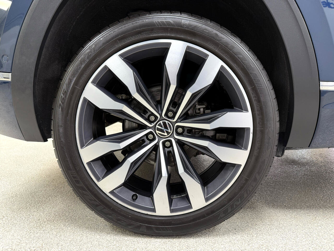 Used 2021 Volkswagen Atlas Cross Sport SEL Premium image 37