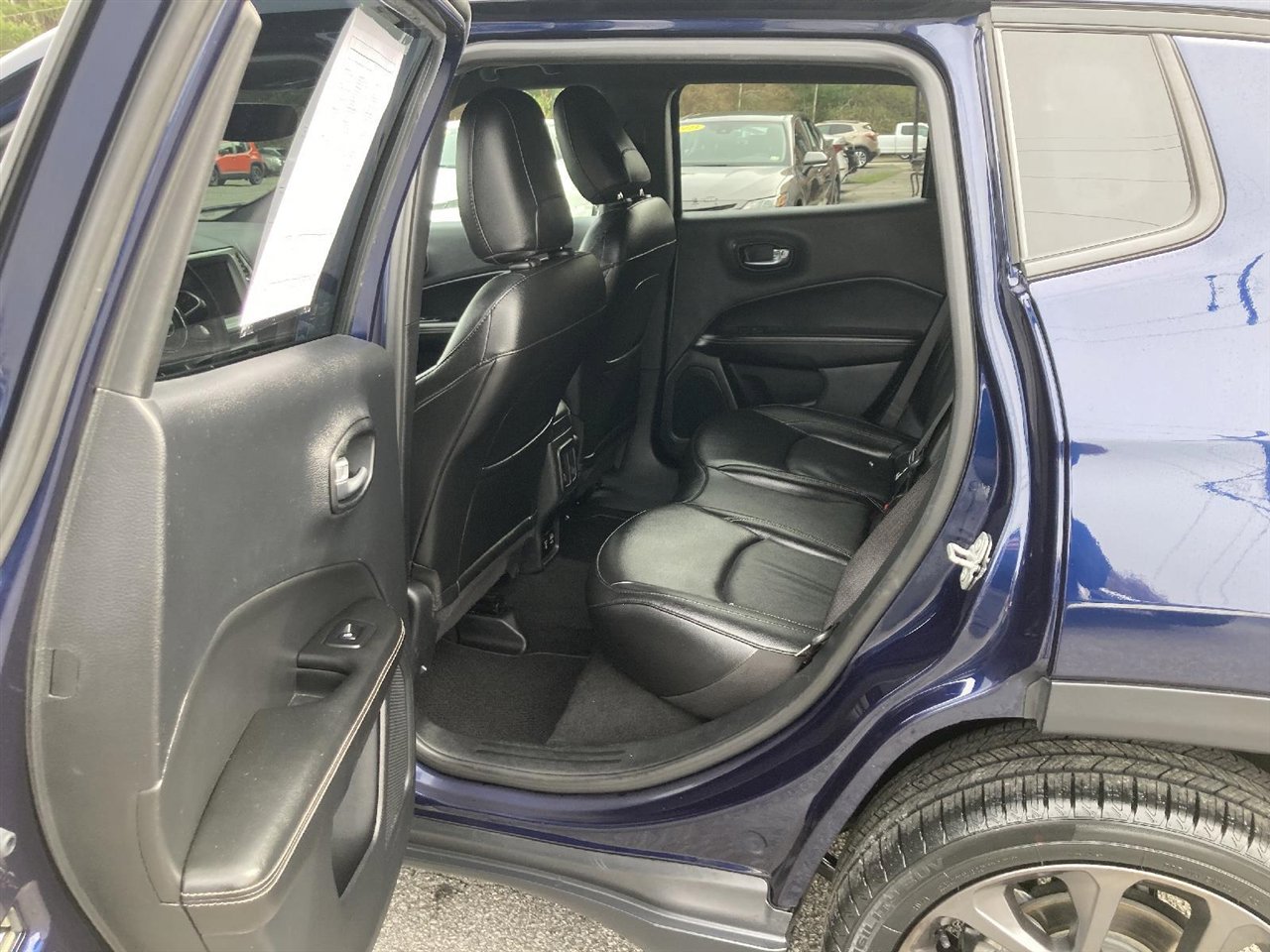 Used 2021 Jeep Compass Latitude image 11