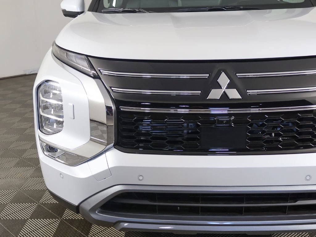 New 2026 Mitsubishi Outlander SE AWD/4WD image 15