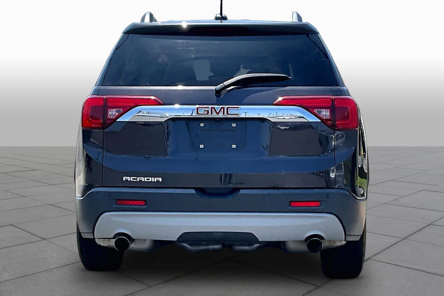 Used 2018 GMC Acadia SLT FWD image 4