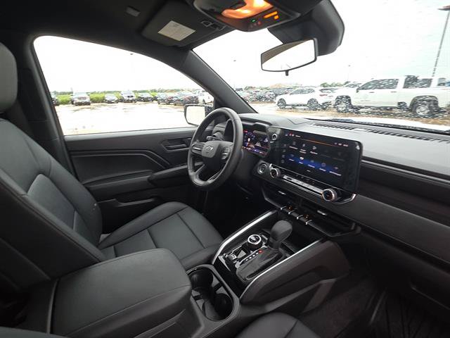Used 2024 Chevrolet Colorado Trail Boss w/ Advanced Trailering Package AWD/4WD image 18