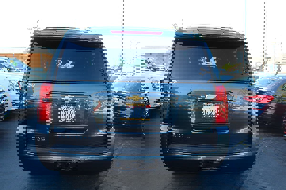 Used 2019 Chevrolet Suburban LS w/ All-Season Package image 6