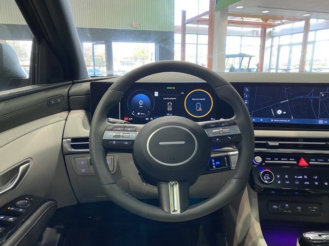 New 2025 Hyundai Tucson Limited image 17