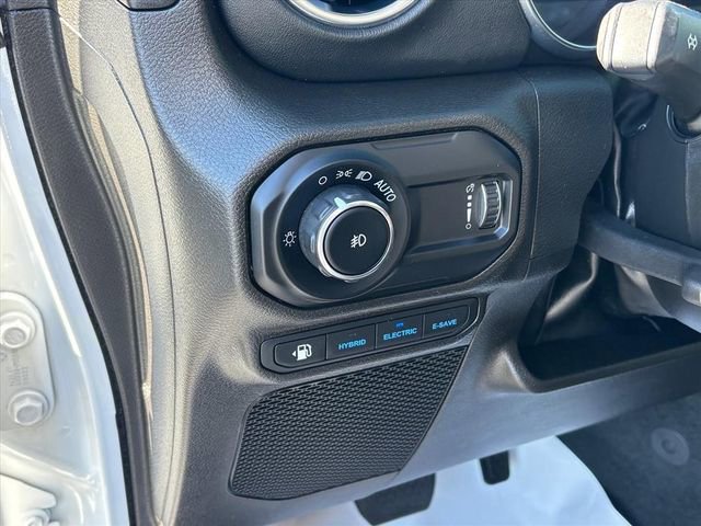 Used 2023 Jeep Wrangler Unlimited Rubicon 4xe w/ Cold Weather Group image 7