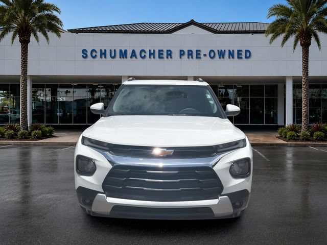 Used 2023 Chevrolet TrailBlazer LT FWD image 2