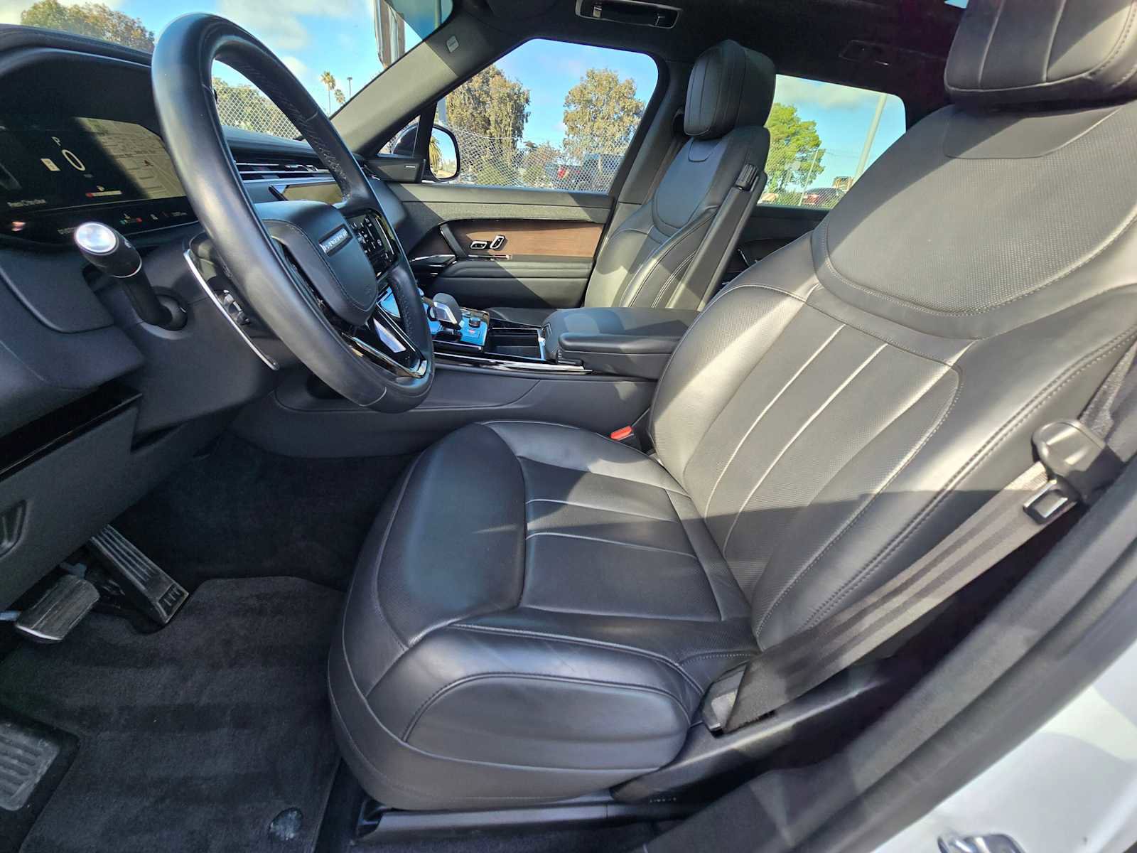 Used 2023 Land Rover Range Rover Sport SE Dynamic image 24