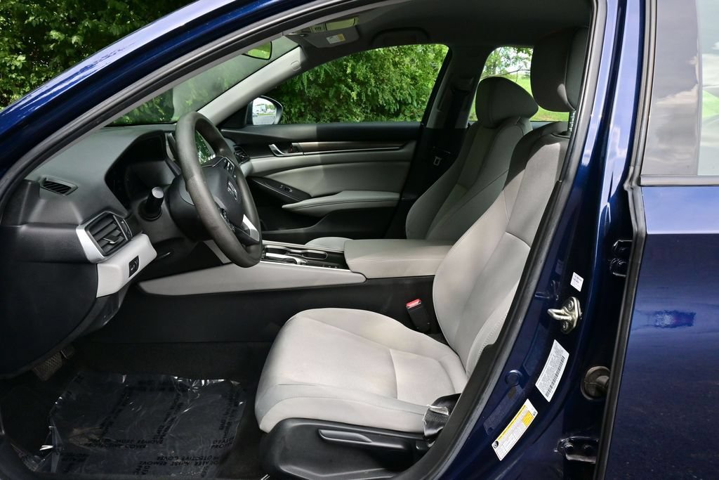 Used 2019 Honda Accord LX image 13
