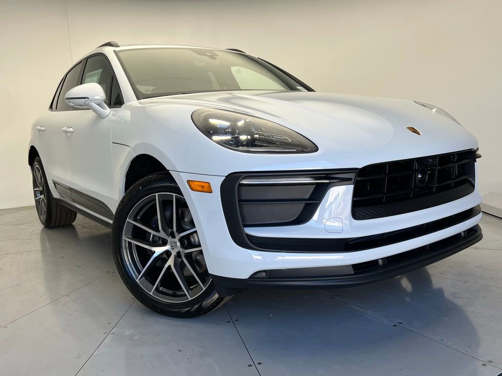 Used 2026 Porsche Macan Turbo AWD/4WD image 24