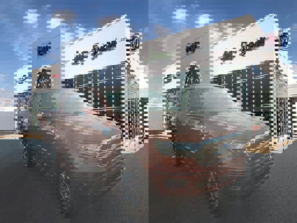 Used 2023 Ford Ranger Lariat w/ Technology Package image 1