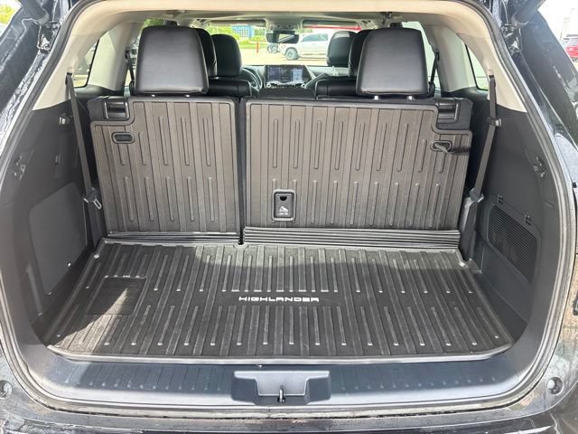 Used 2022 Toyota Highlander Limited AWD/4WD image 34