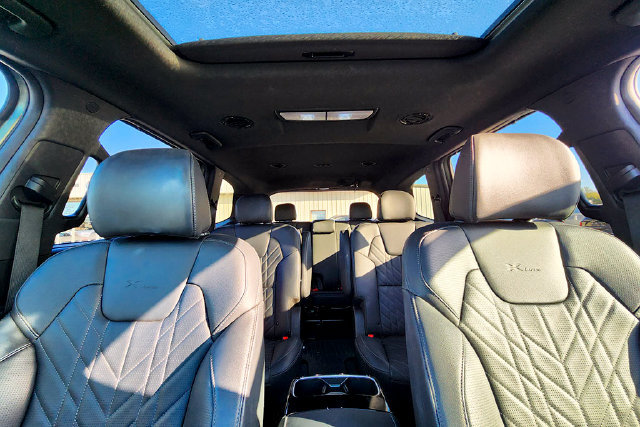 Used 2025 Kia Telluride EX X-Line AWD/4WD image 19