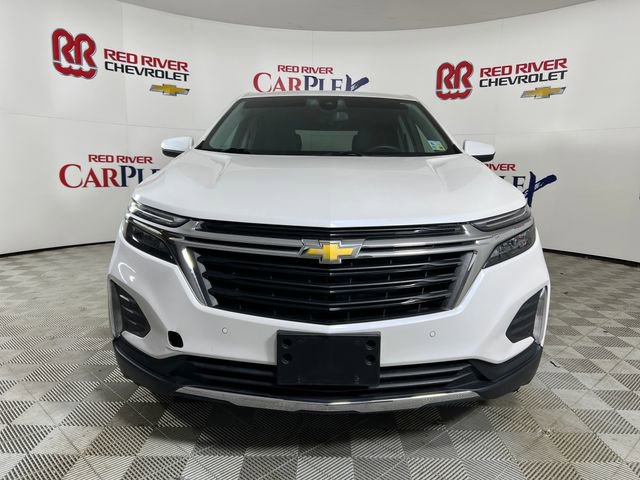 Used 2023 Chevrolet Equinox LT image 2