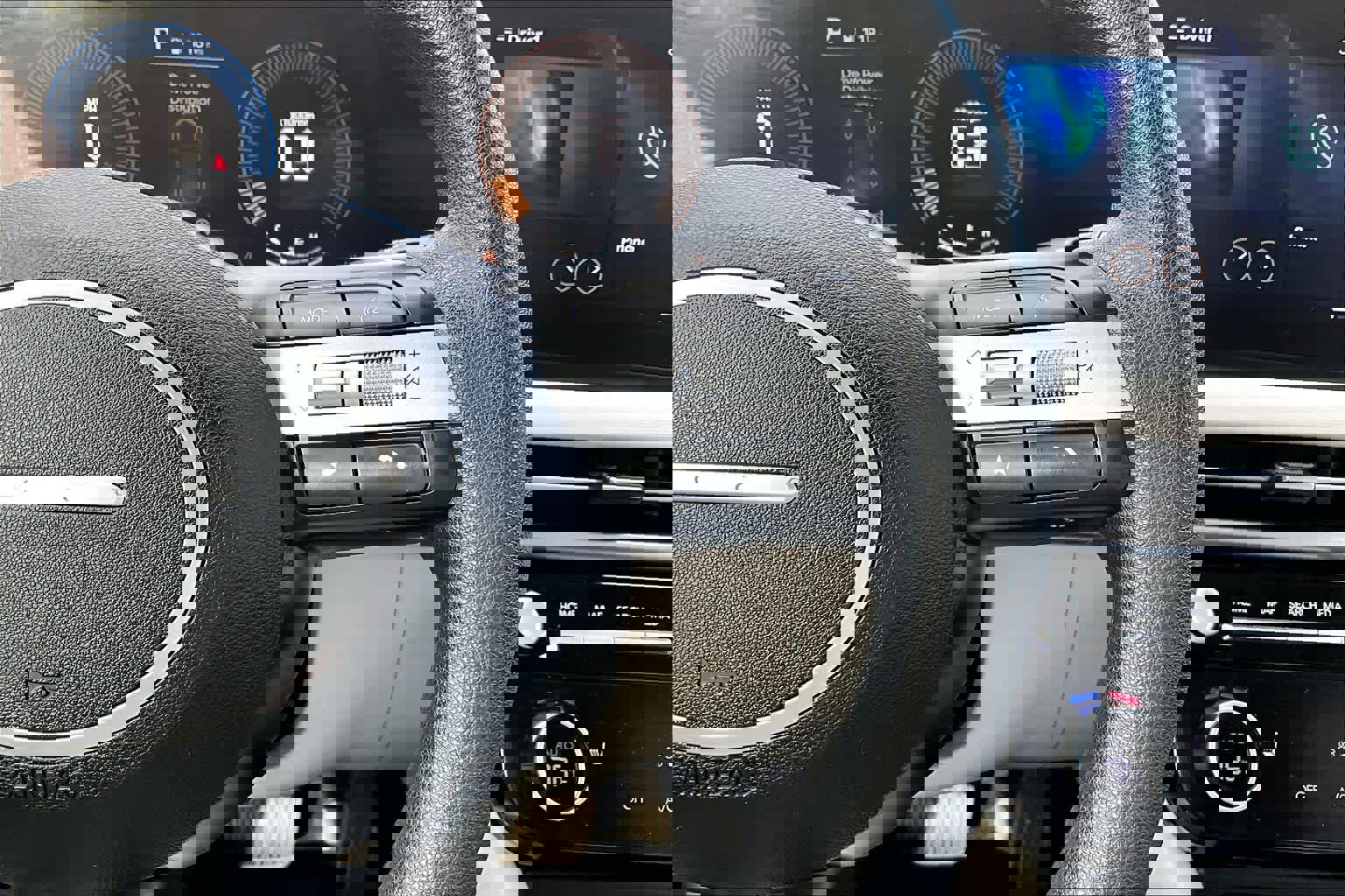 Used 2025 Hyundai Tucson SEL image 25