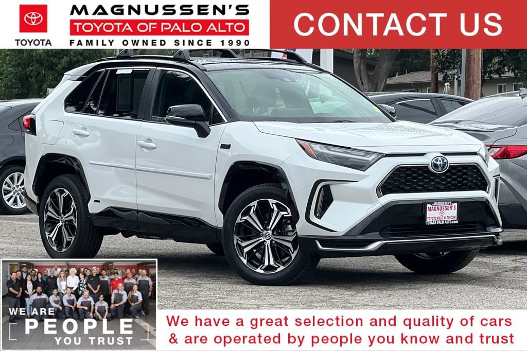 Used 2023 Toyota RAV4 XSE w/ Weather Package AWD/4WD image 1