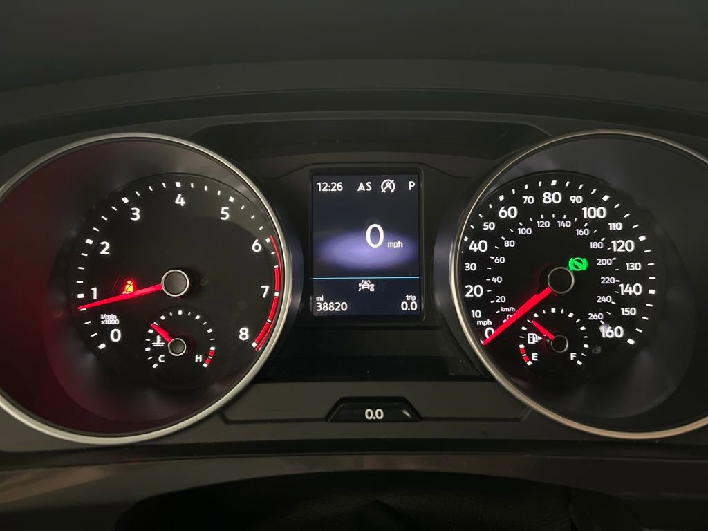 Used 2021 Volkswagen Tiguan SE R-Line image 17