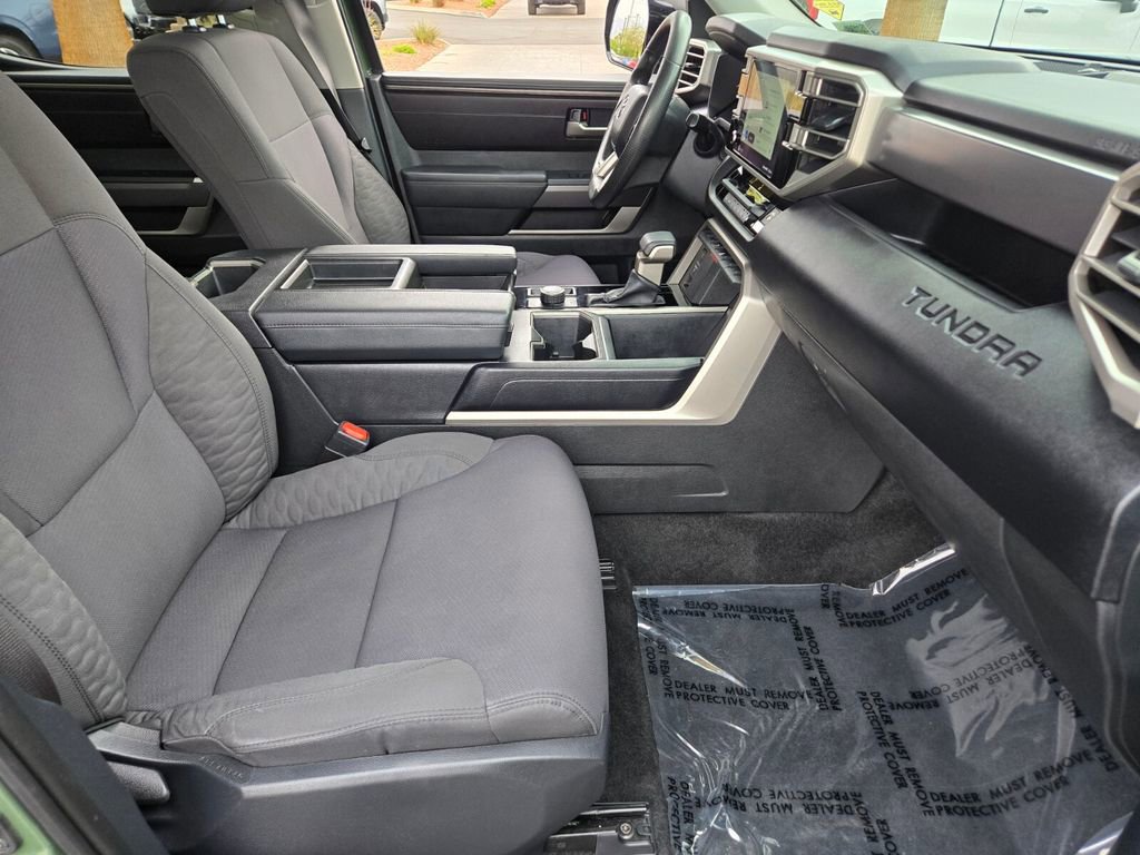Used 2022 Toyota Tundra SR5 w/ SR5 Convenience Package image 15