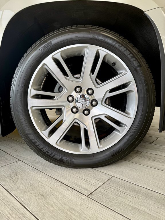 Used 2016 Cadillac Escalade Premium AWD/4WD image 20
