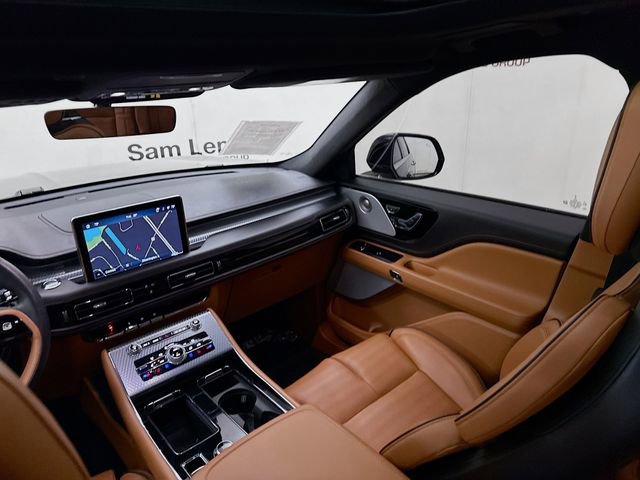 Used 2023 Lincoln Aviator Black Label w/ Dynamic Handling Package image 25