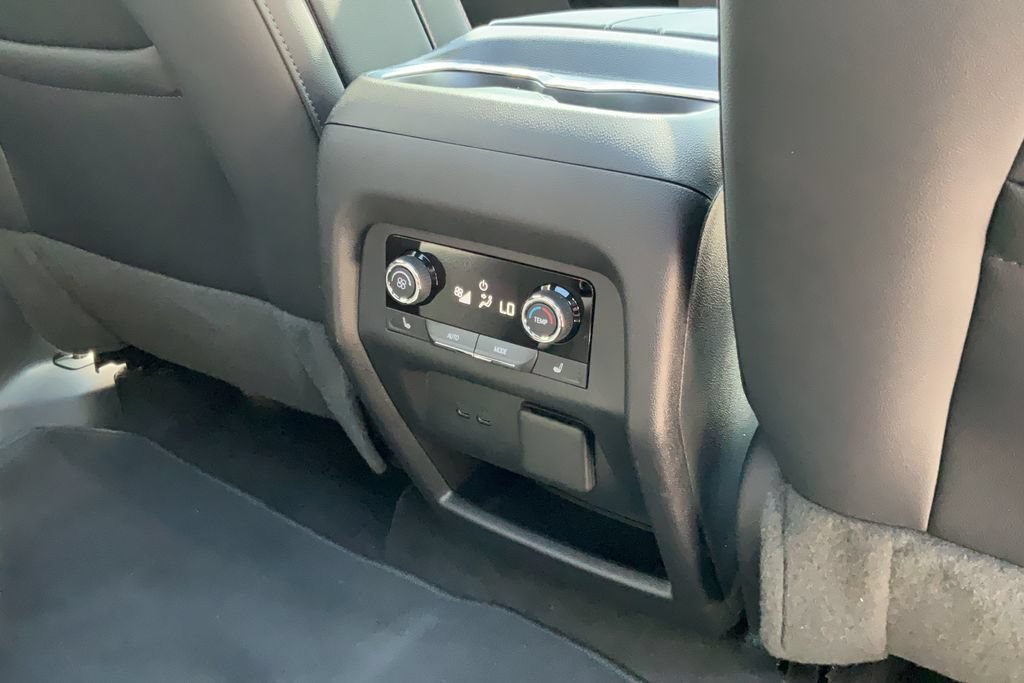 Certified 2024 Chevrolet Traverse RS AWD/4WD image 22